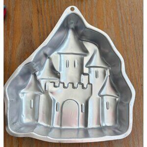 Vtg Wilton Castle Cake Pan Aluminum 1998 Princess King Queen